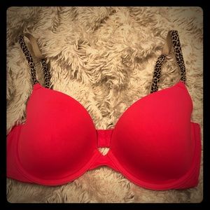 Victoria’s Secret PINK bra